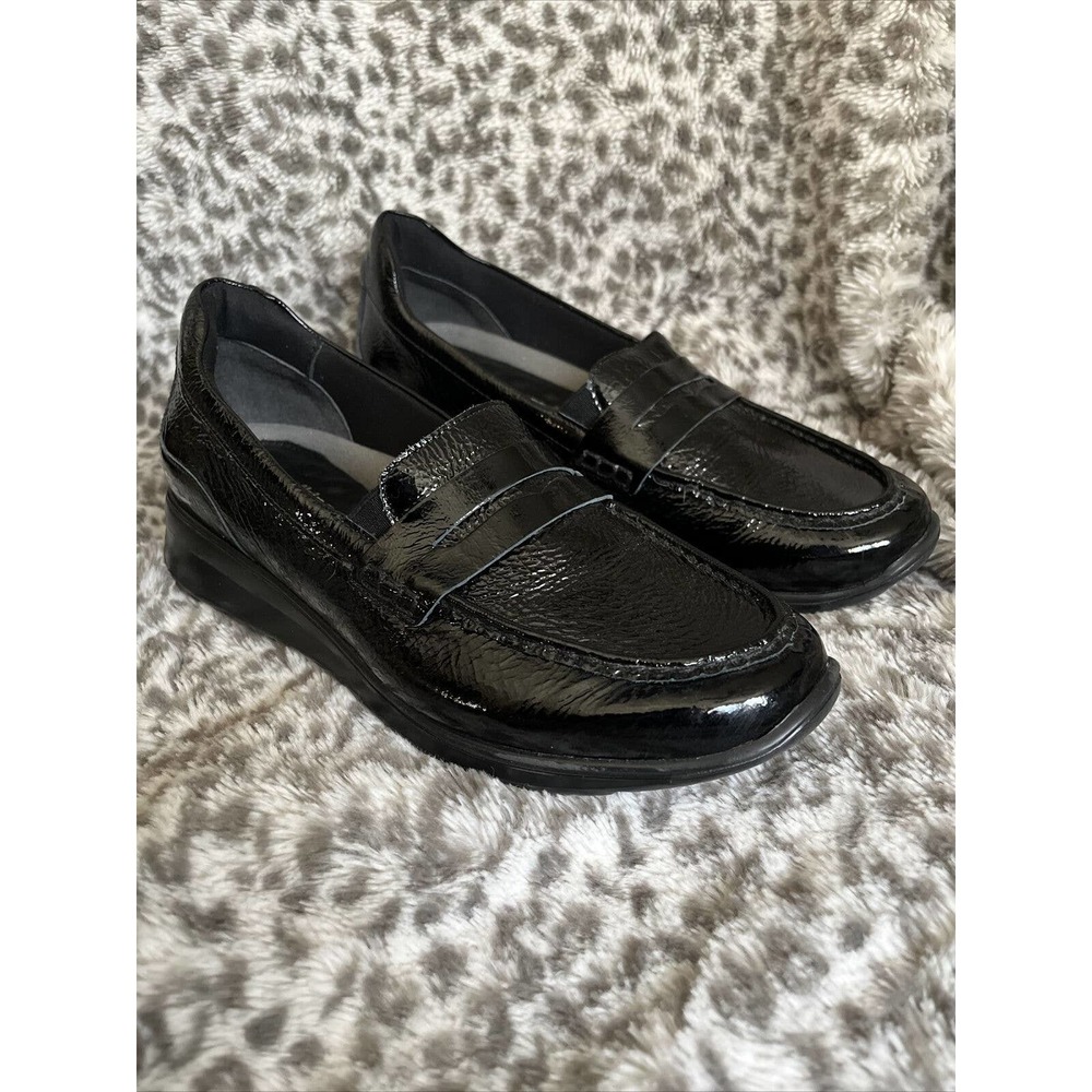 Walking Cradles Dannon Loafers, Black Crinkle Leather, Women's 8 M comfort shoes